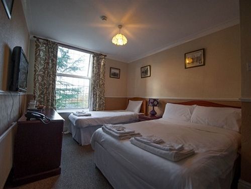 Gomersal Lodge Hotel Cleckheaton Zewnętrze zdjęcie
